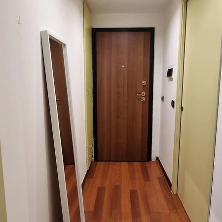 Appartamento Monolocale Metro M3 Affori Milano Esterno foto